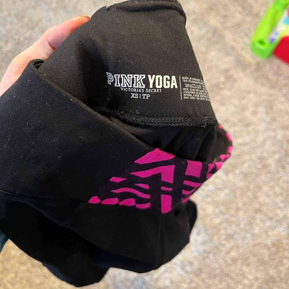 Pink yoga pant